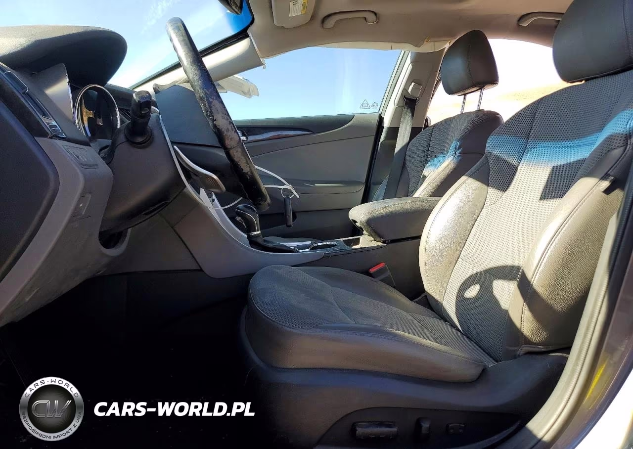 2014 Hyundai Sonata VIN:5NPEC4AC0EH811823 - 7