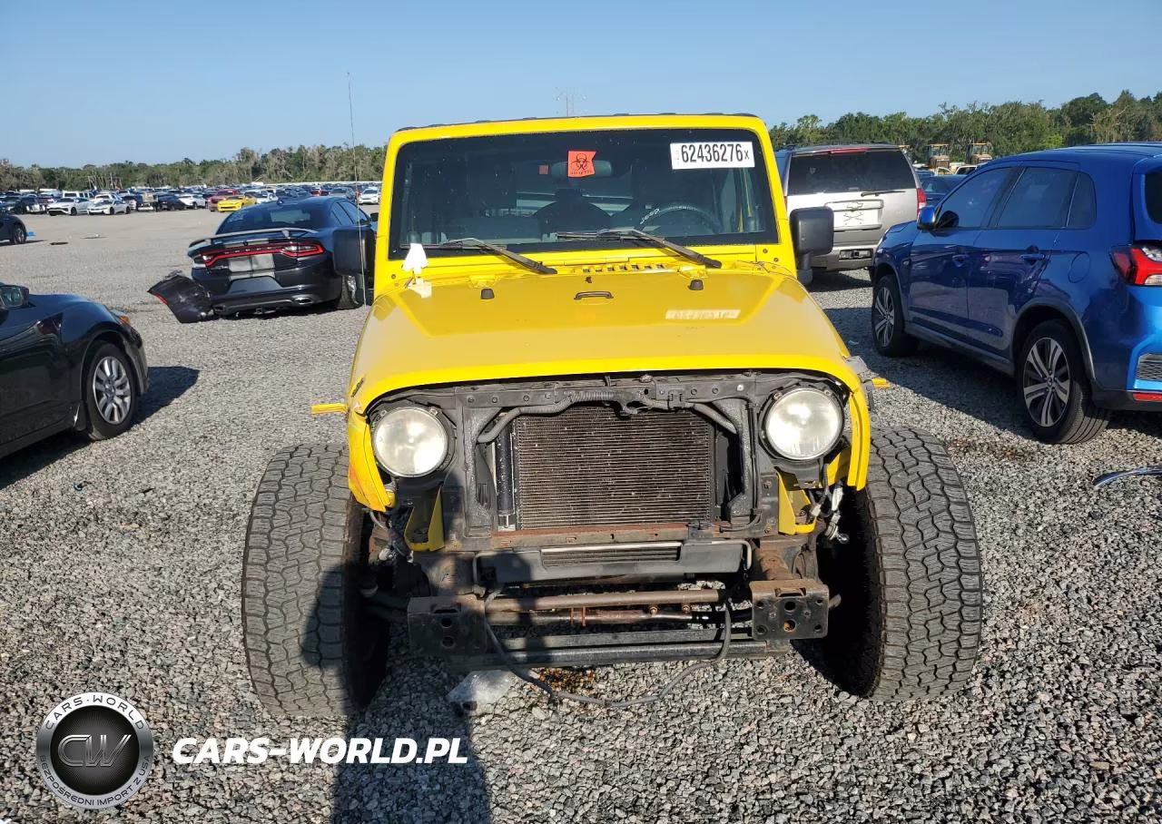 2009 Jeep Wrangler Unlimited X VIN:1J4GB39139L753940 - 5