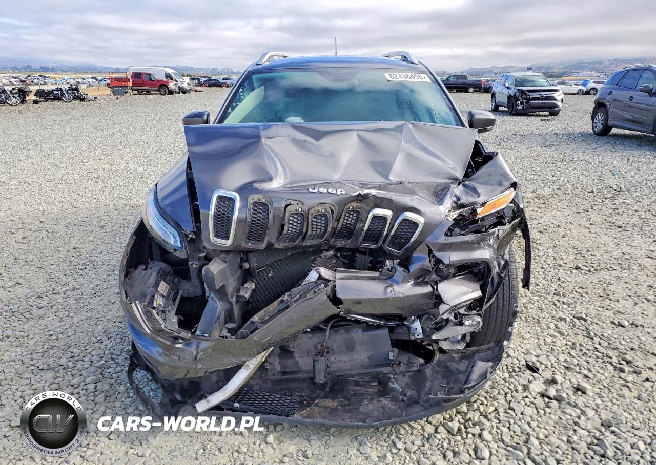 2017 Jeep Cherokee Limited VIN:1C4PJMDB9HW545816 - 5