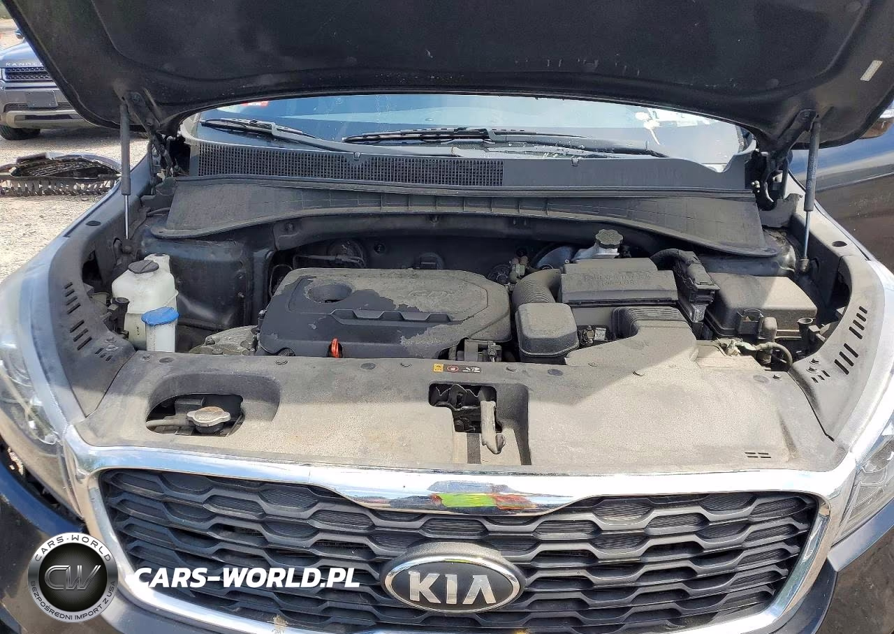 2019 Kia Sorento L VIN:5XYPG4A36KG581222 - 12
