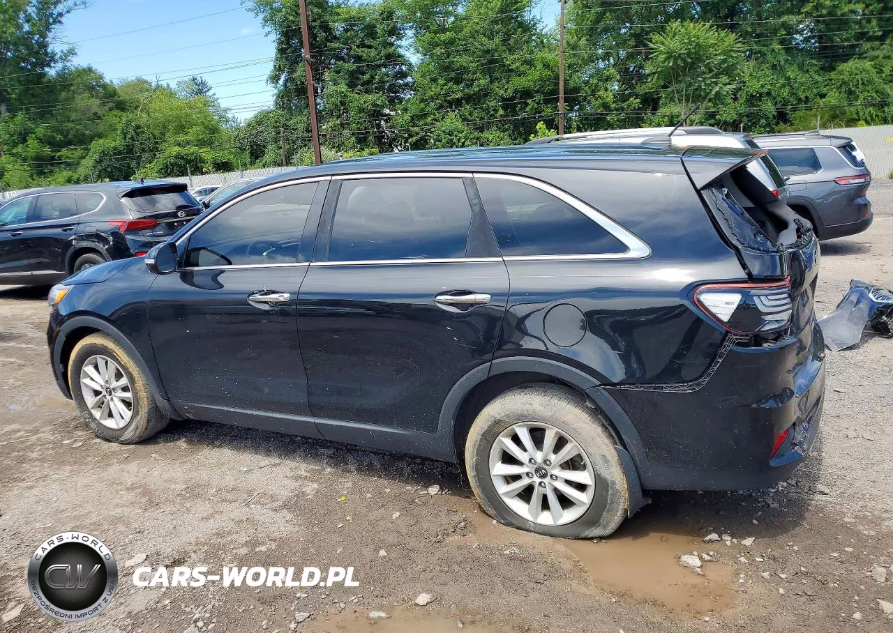2019 Kia Sorento L VIN:5XYPG4A36KG581222 - 2