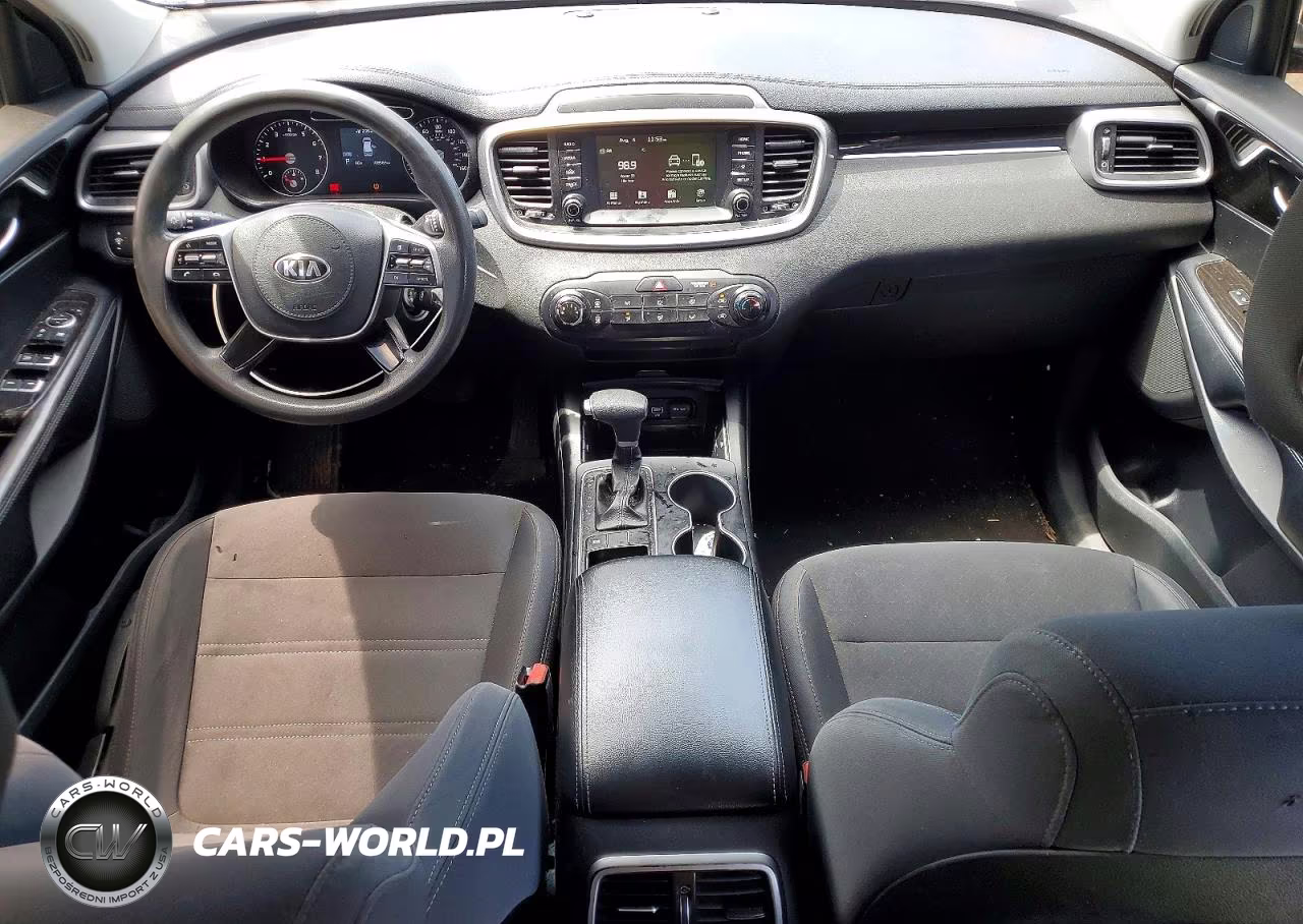 2019 Kia Sorento L VIN:5XYPG4A36KG581222 - 8