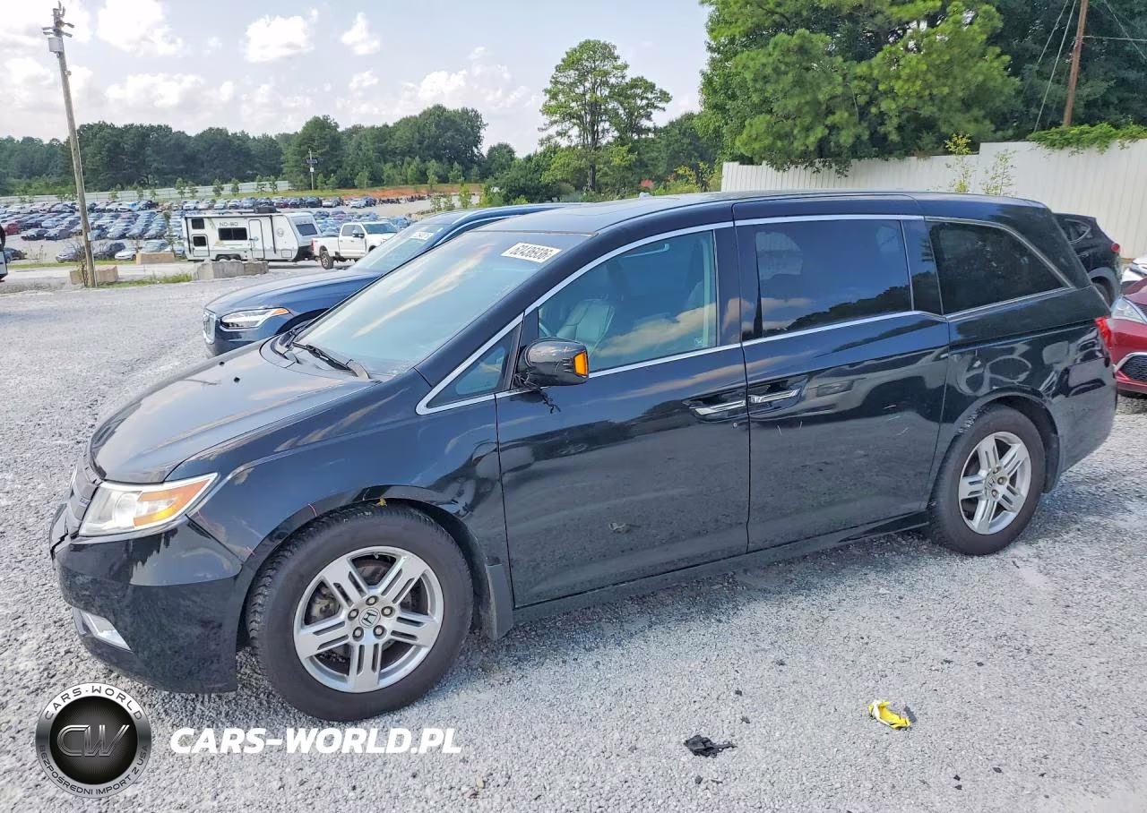 2011 Honda Odyssey Touring – zdjęcie 1 z 13