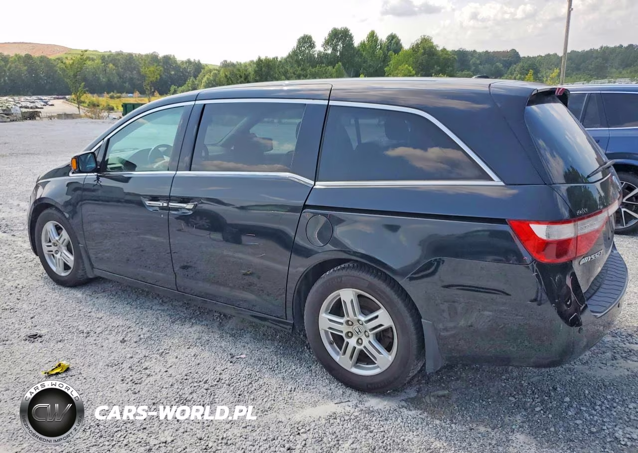 2011 Honda Odyssey Touring VIN:5FNRL5H98BB092915 - 2
