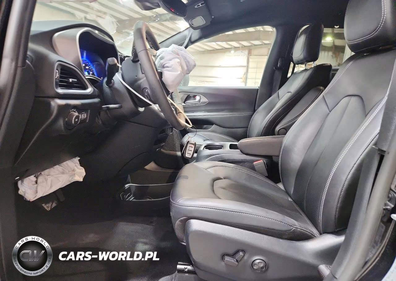 2025 Chrysler Pacifica Select VIN:2C4RC1BG8SR578399 - 7