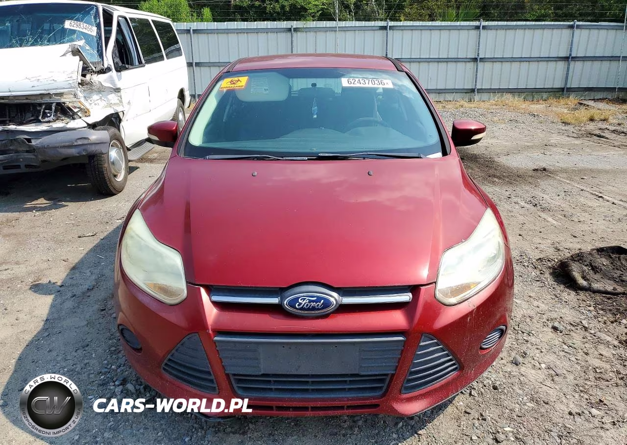 2014 Ford Focus Se VIN:1FADP3K2XEL324436 - 5
