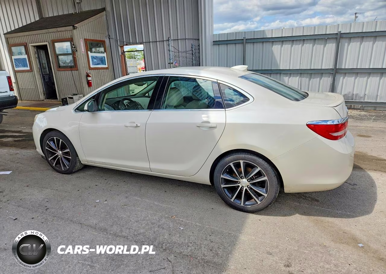2016 Buick Verano Sport Touring VIN:1G4PW5SK3G4132807 - 2