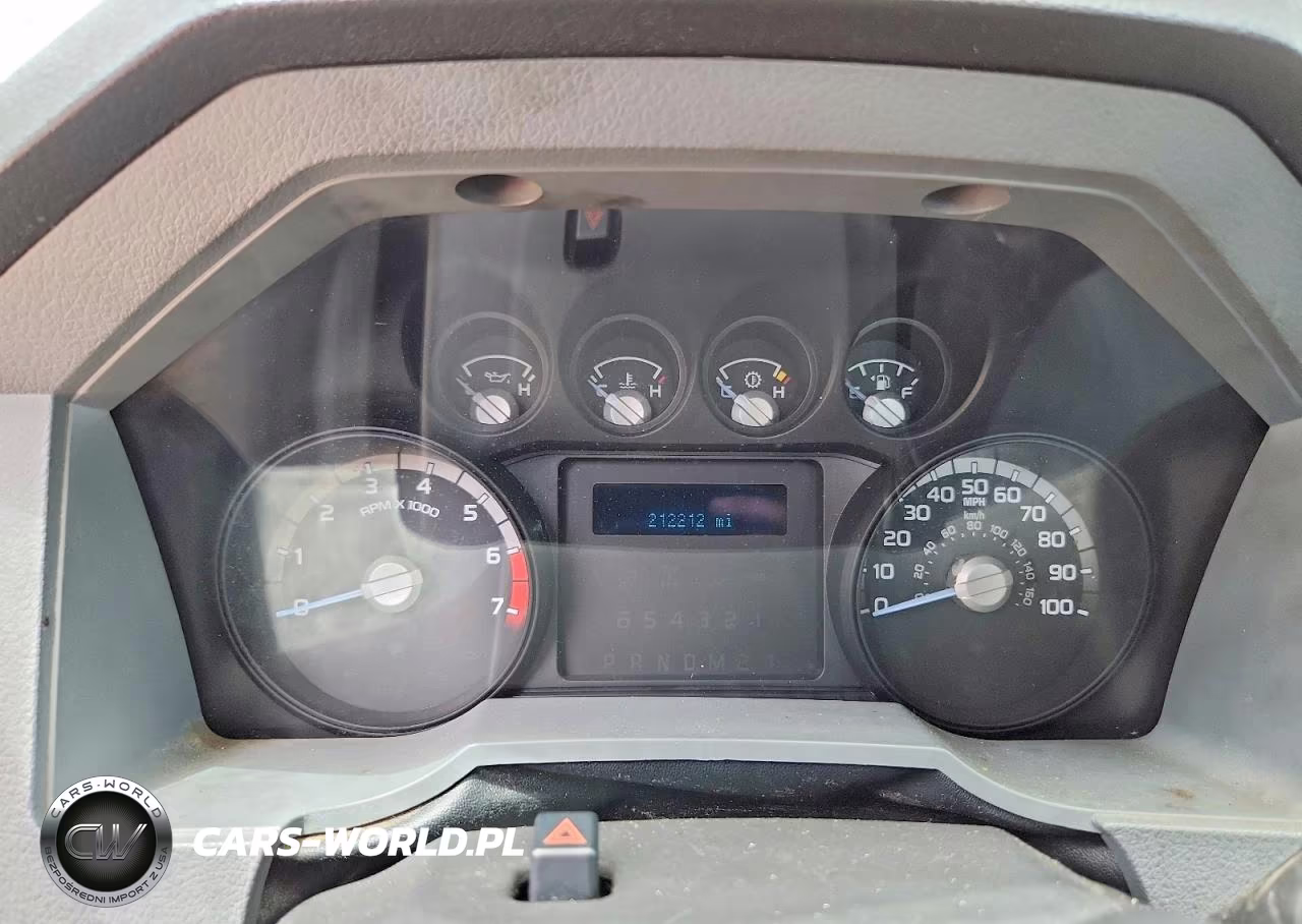 2014 Ford F250 Super Duty VIN:1FTBF2A66EEA30362 - 9