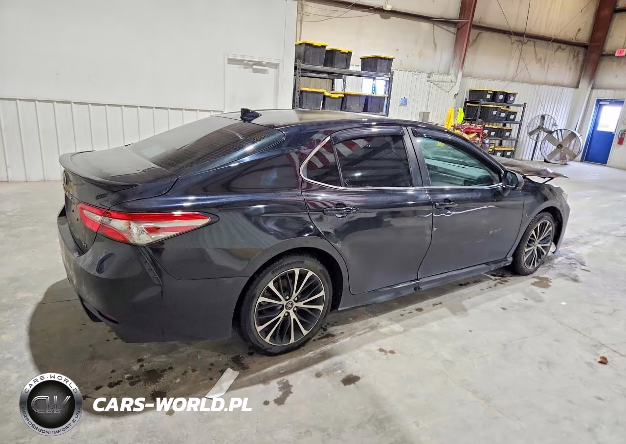 2019 Toyota Camry Se VIN:4T1B11HK3KU802955 - 3