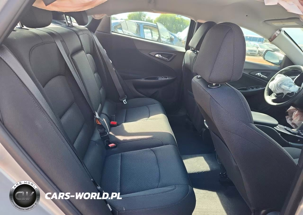 2018 Chevrolet Malibu Hybrid VIN:1G1ZF5SU9JF290216 - 10