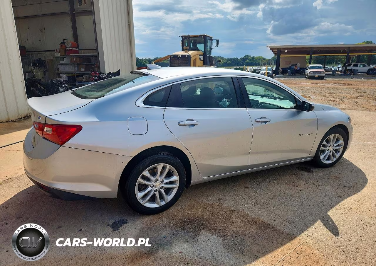 2018 Chevrolet Malibu Hybrid VIN:1G1ZF5SU9JF290216 - 3