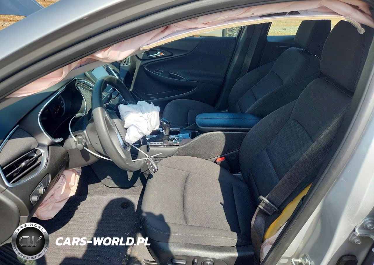 2018 Chevrolet Malibu Hybrid VIN:1G1ZF5SU9JF290216 - 7