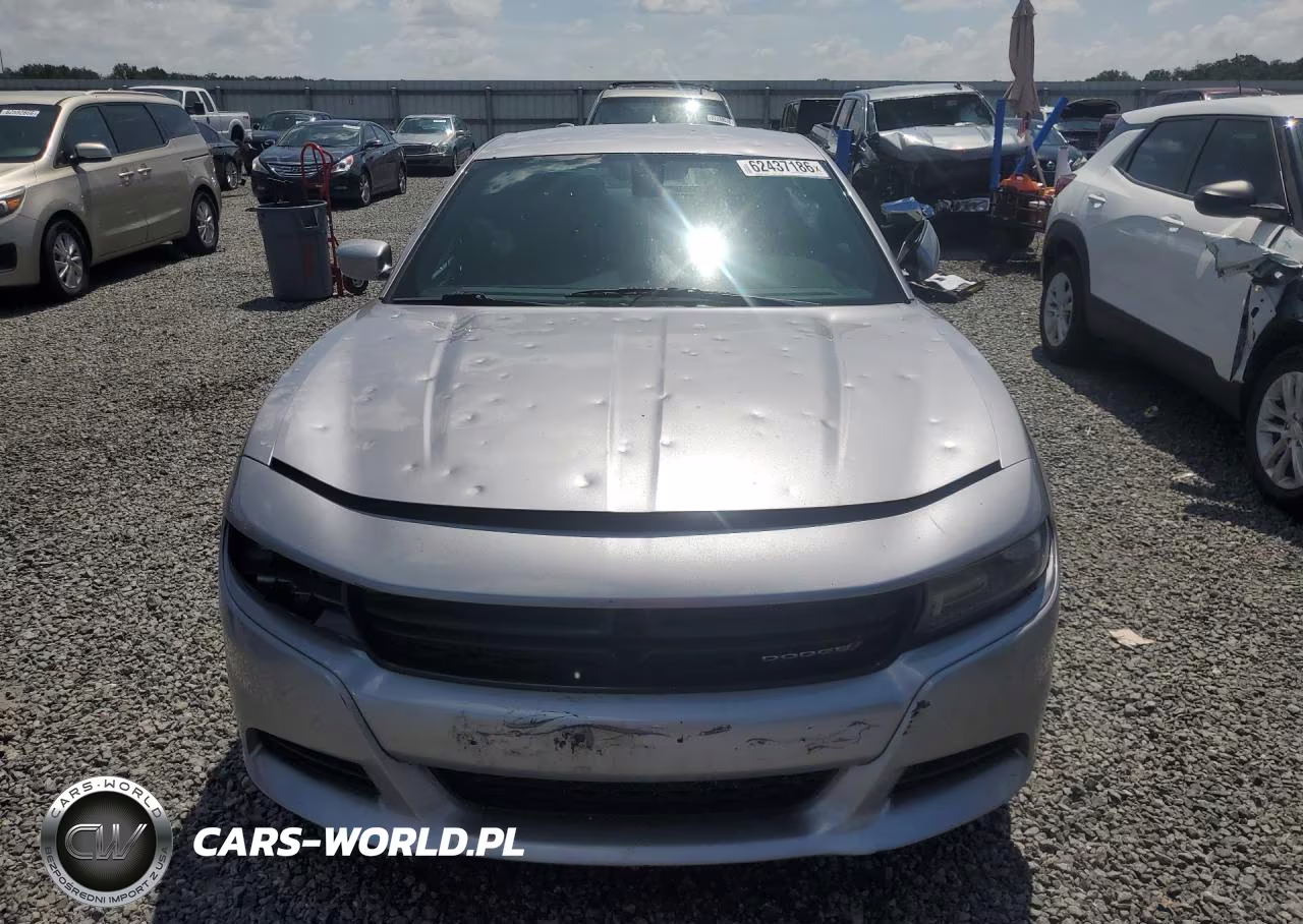 2017 Dodge Charger Sxt VIN:2C3CDXJG8HH569843 - 5