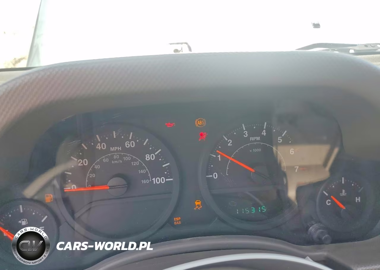 2007 Jeep Wrangler X VIN:1J4FA241X7L141926 - 9