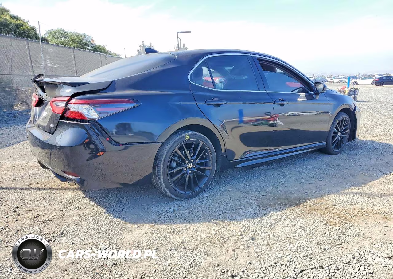 2021 Toyota Camry Xse VIN:4T1K61AK8MU605522 - 3