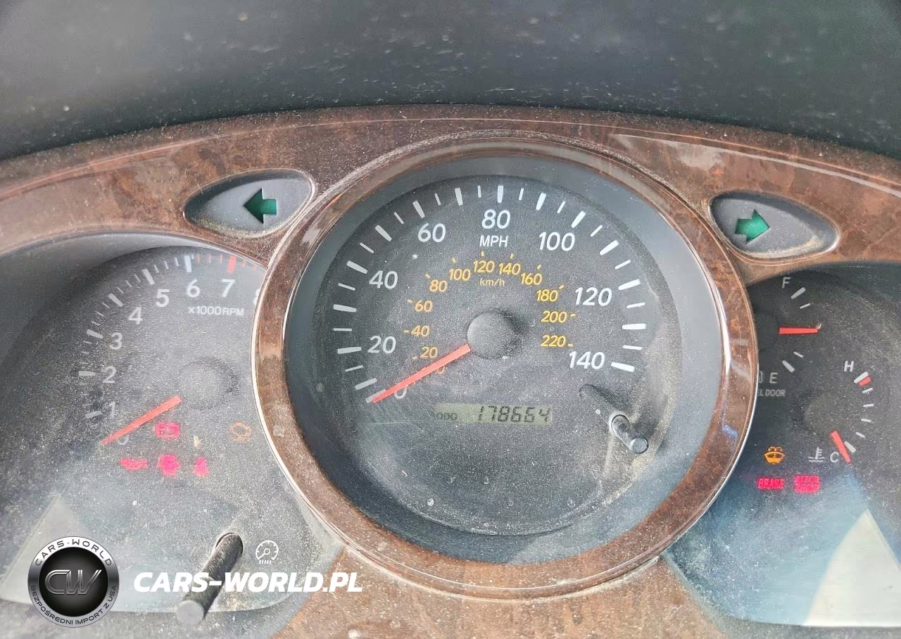 2002 Toyota Highlander Limited VIN:JTEHF21A020092701 - 9