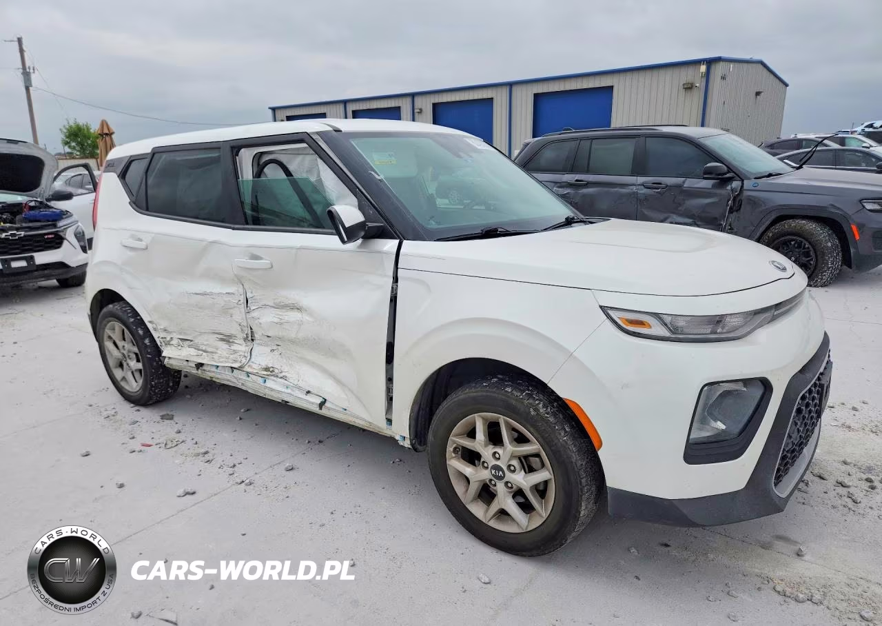 2020 Kia Soul S VIN:KNDJ23AU7L7710493 - 4