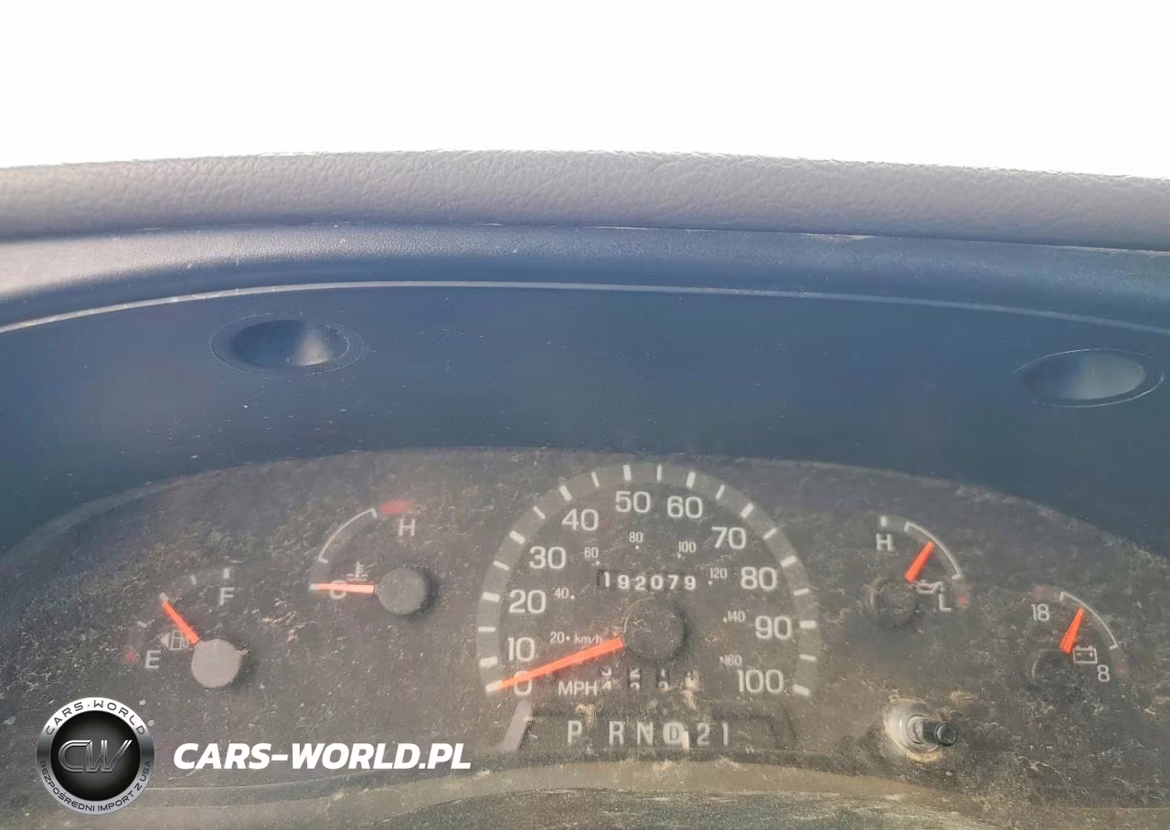 2001 Ford Econoline E150 Van VIN:1FTRE14W21HB72319 - 9