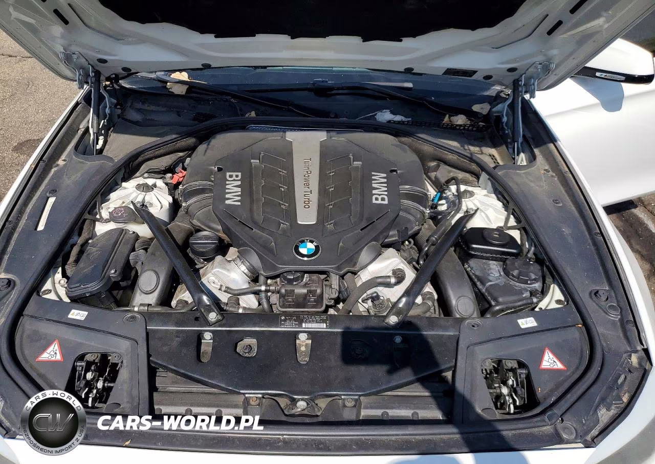 2012 BMW 550 Xi VIN:WBAFU9C54CDY70046 - 11