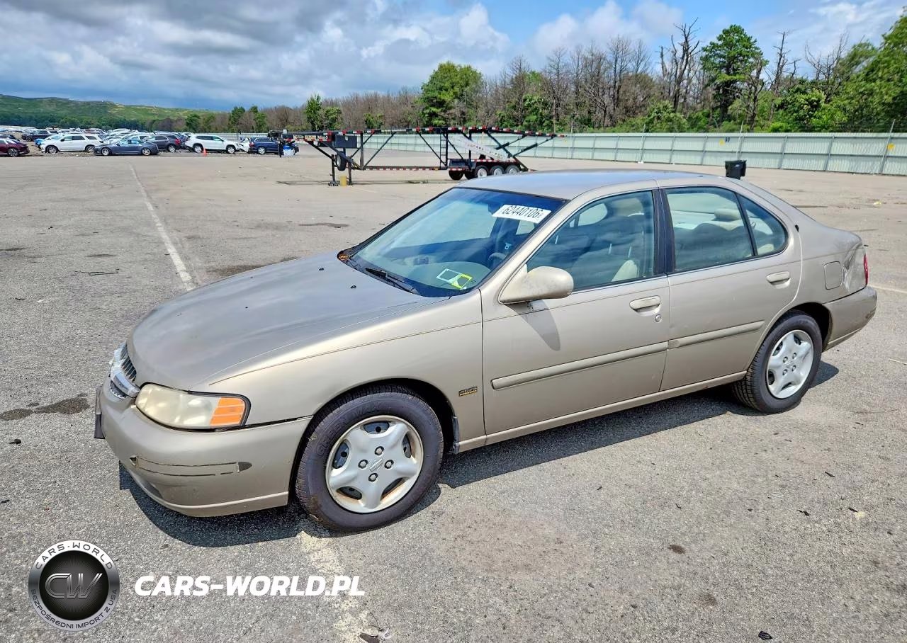 2001 Nissan Altima Xe