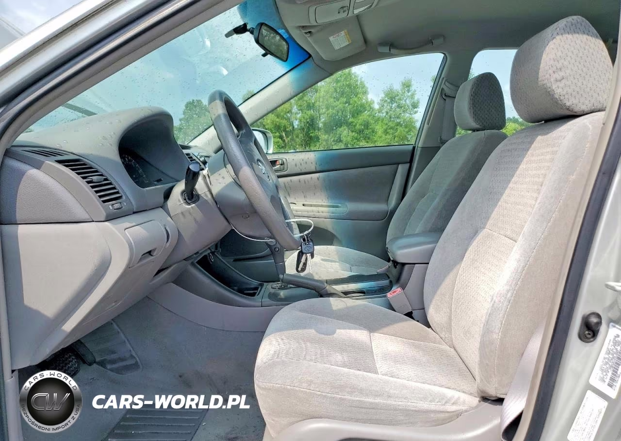2003 Toyota Camry Le VIN:4T1BE32K43U202665 - 7
