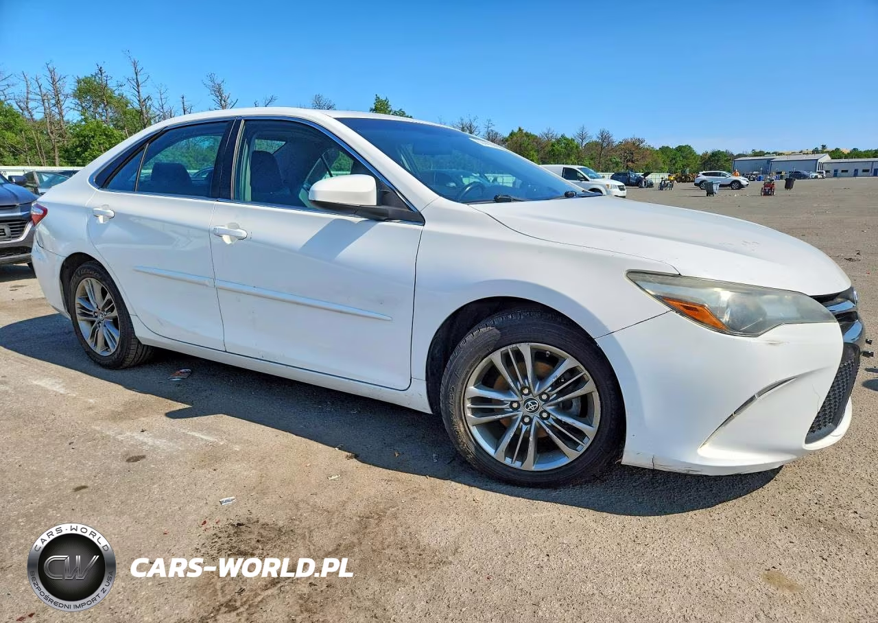 2017 Toyota Camry Se VIN:4T1BF1FK8HU627115 - 4