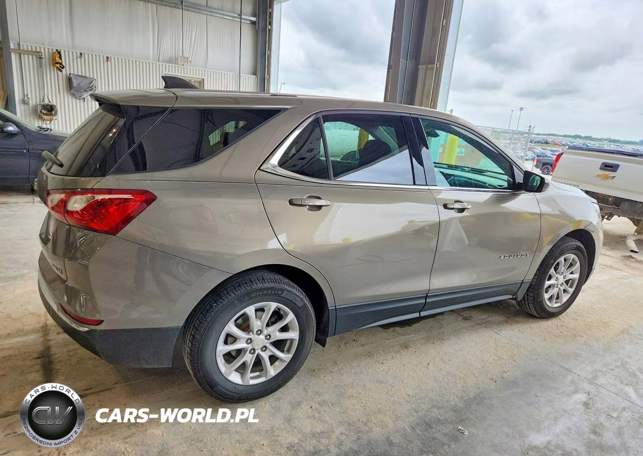 2018 Chevrolet Equinox Lt VIN:3GNAXSEV9JS596713 - 3