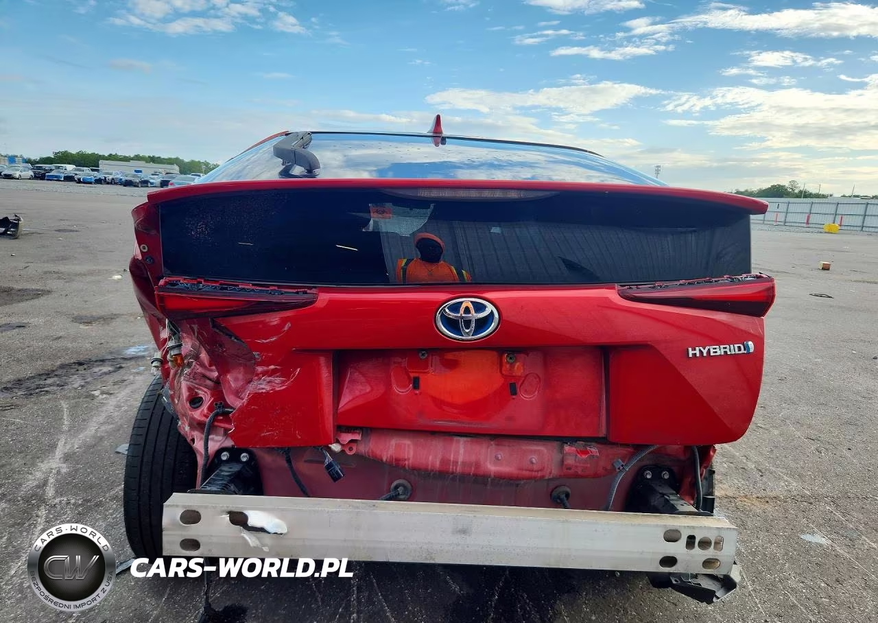 2019 Toyota Prius Le VIN:JTDKARFU5K3100956 - 6