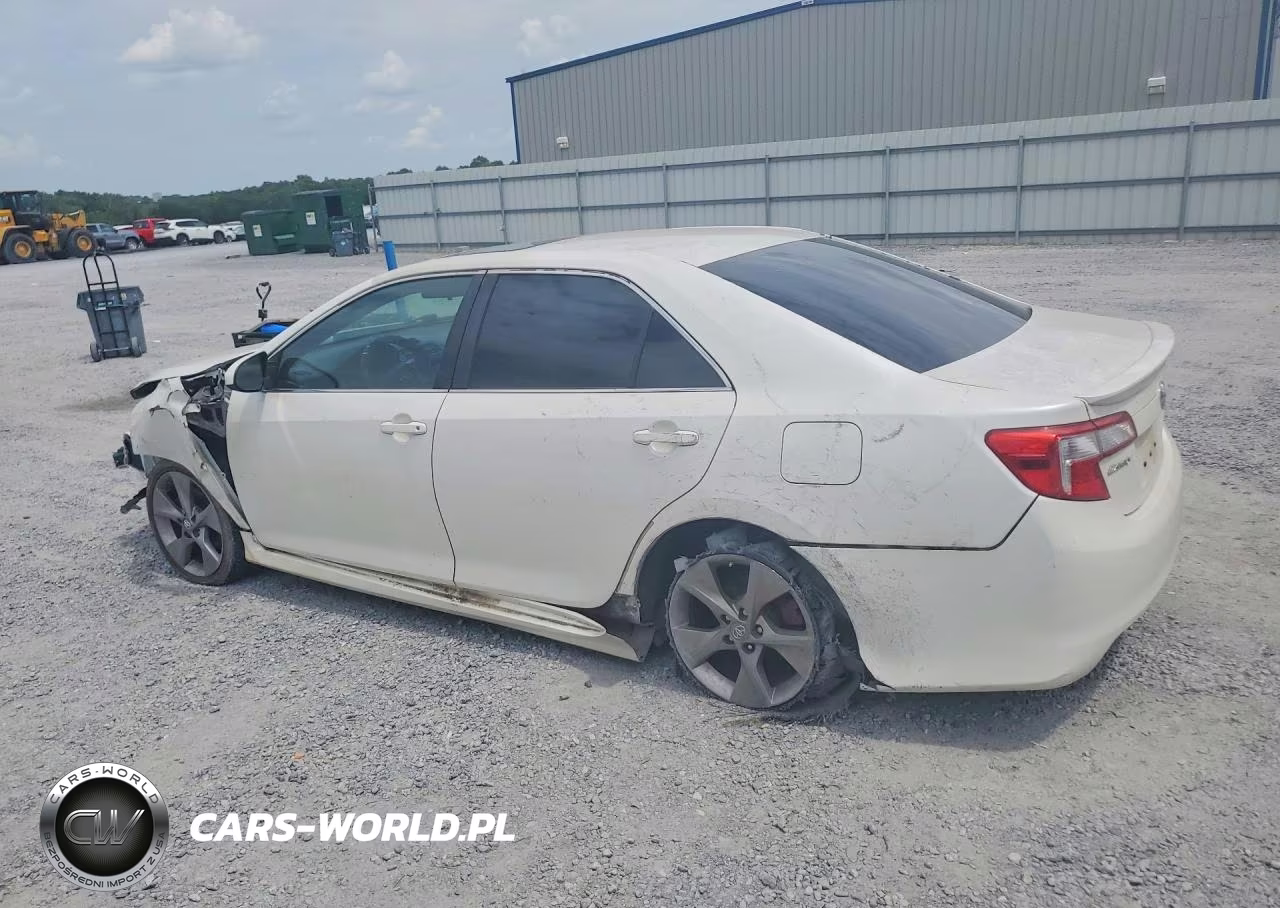 2014 Toyota Camry Se Sport VIN:4T1BF1FK3EU448329 - 2
