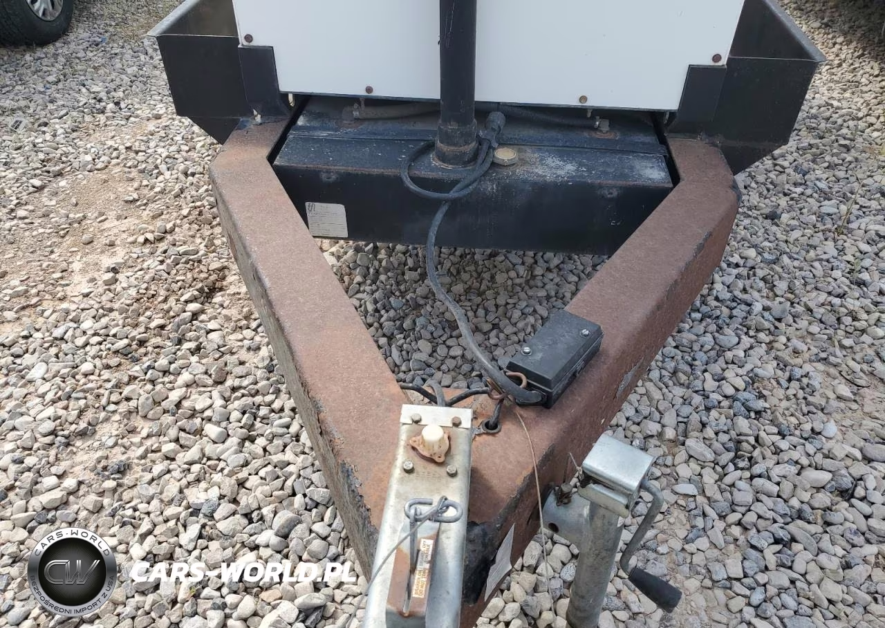 2000 Mq Power Whisperwatt Generator VIN:4YUBJ1528YE001692 - 8