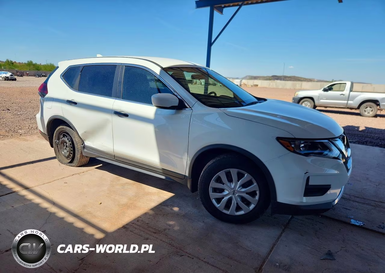 2018 Nissan Rogue S VIN:KNMAT2MTXJP537172 - 4
