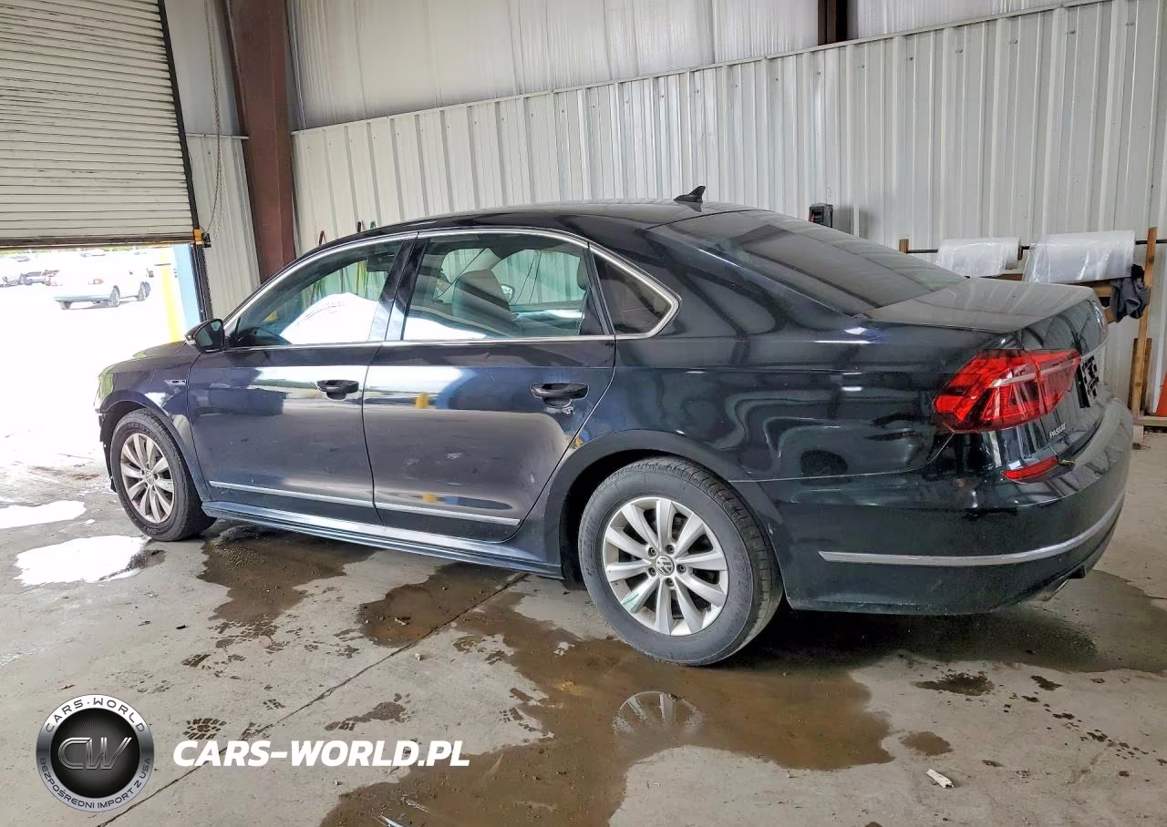 2017 Volkswagen Passat R-Line VIN:1VWDT7A30HC035509 - 2