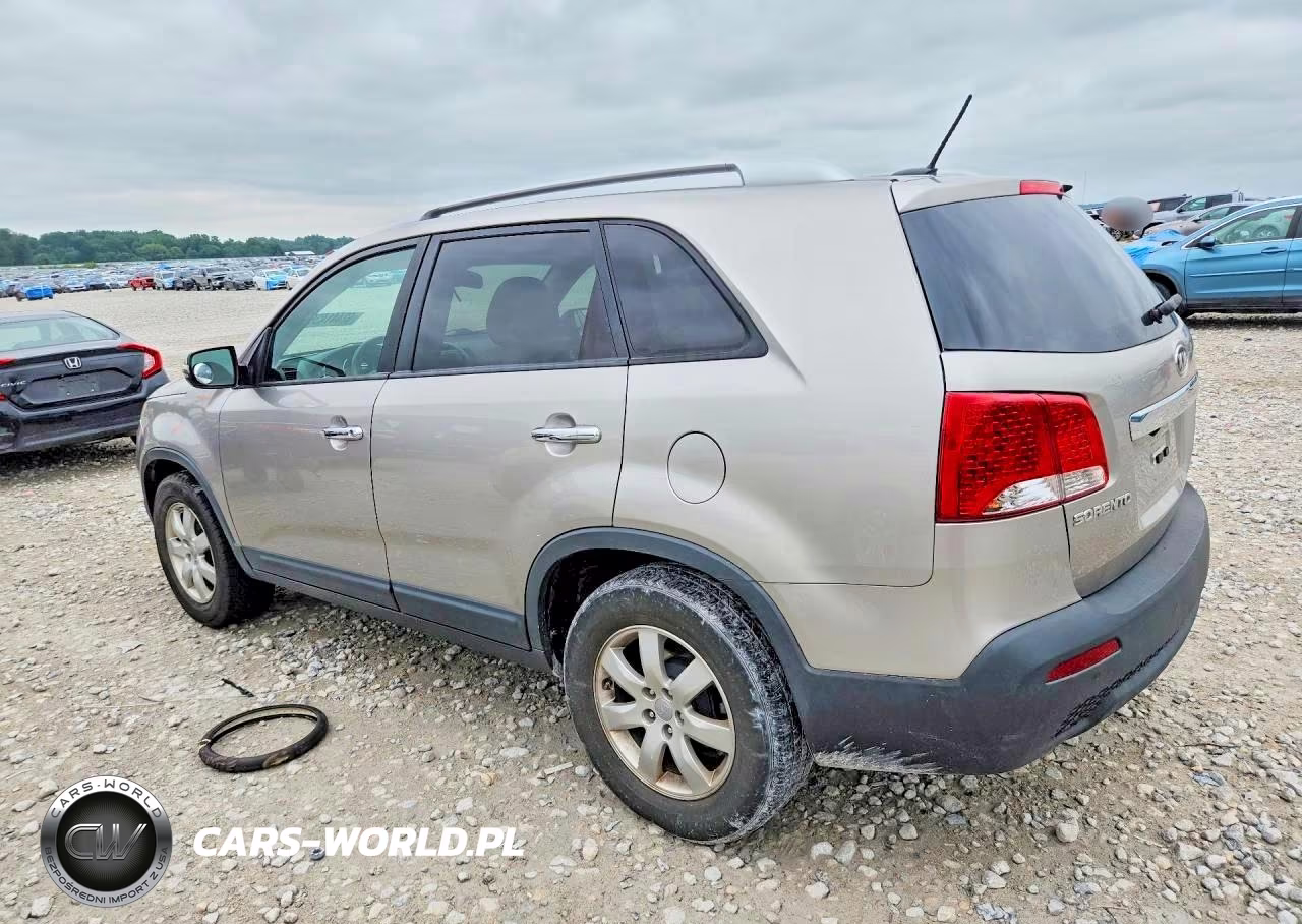 2013 Kia Sorento Lx VIN:5XYKT3A6XDG347713 - 2