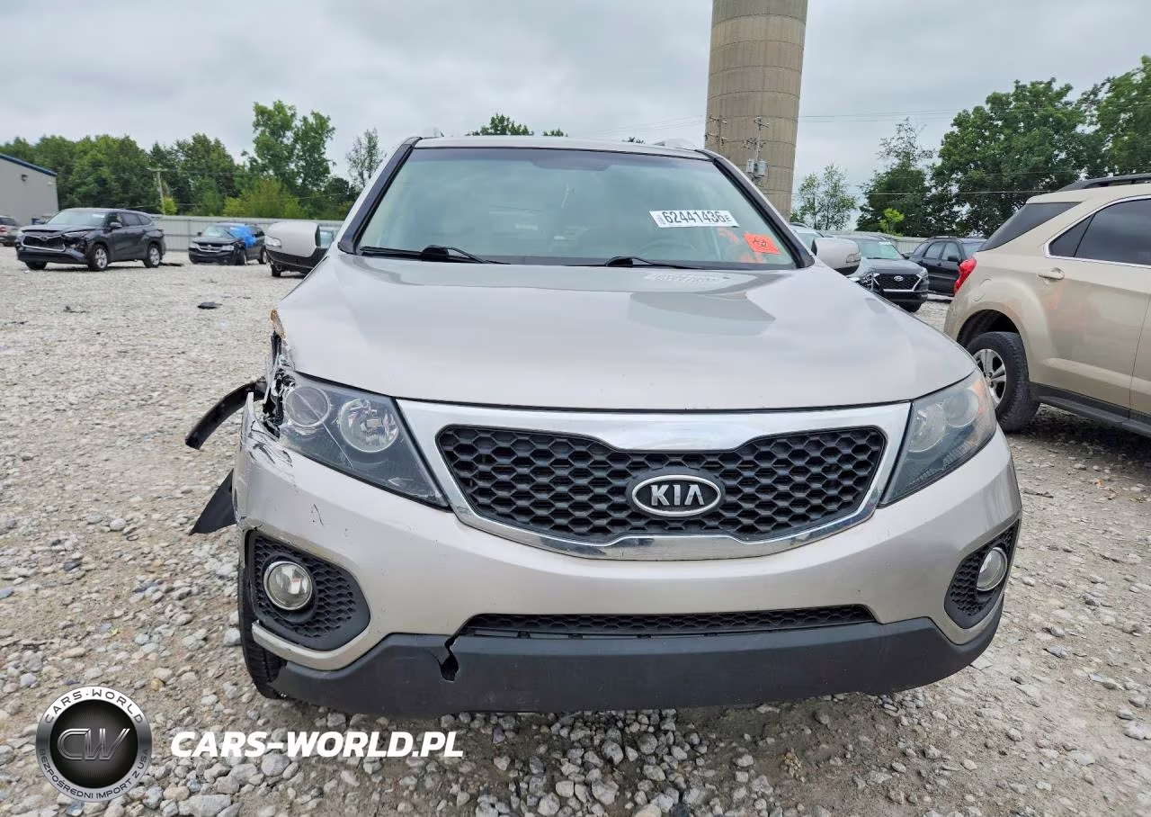 2013 Kia Sorento Lx VIN:5XYKT3A6XDG347713 - 5