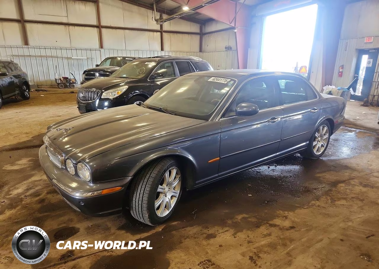 2004 Jaguar Xj8 – zdjęcie 1 z 12