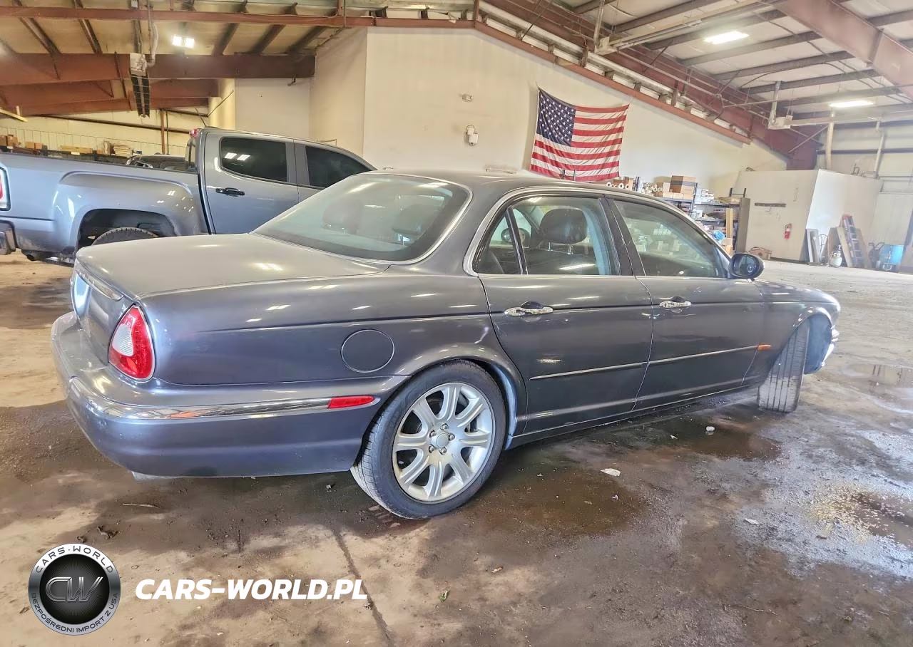 2004 Jaguar Xj8 VIN:SAJWA71C64SG22528 - 3