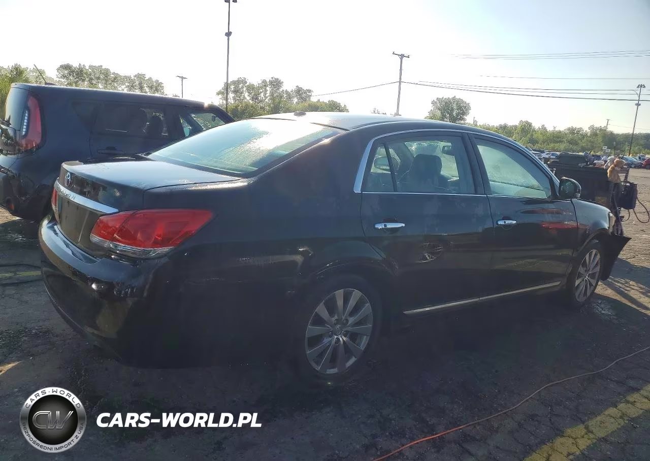 2011 Toyota Avalon Limited VIN:4T1BK3DB0BU439884 - 3