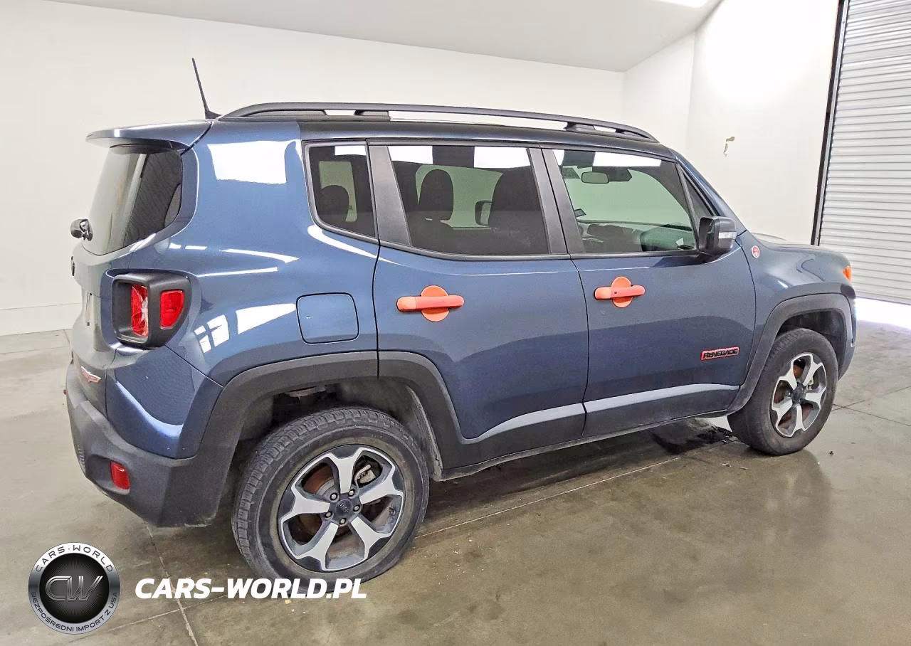 2020 Jeep Renegade Trailhawk VIN:ZACNJBC14LPL64307 - 3