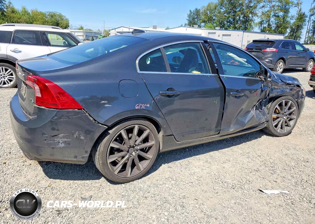 2015 Volvo S60 Premier VIN:YV126MFK0F2334656 - 3