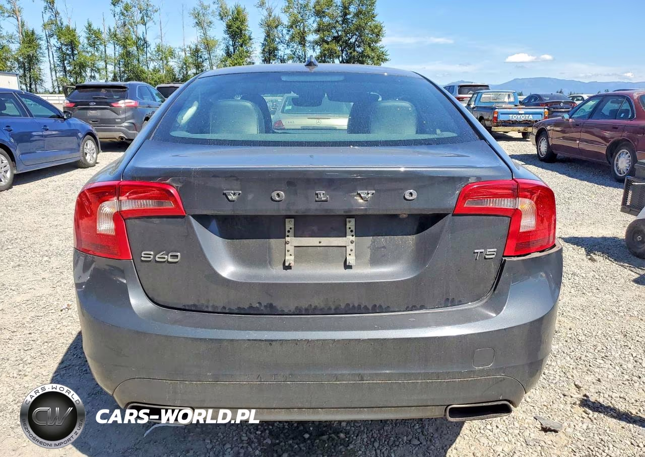 2015 Volvo S60 Premier VIN:YV126MFK0F2334656 - 6