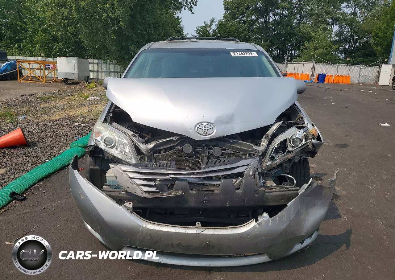 2015 Toyota Sienna Xle 8-Passenger VIN:5TDYK3DC2FS600009 - 5