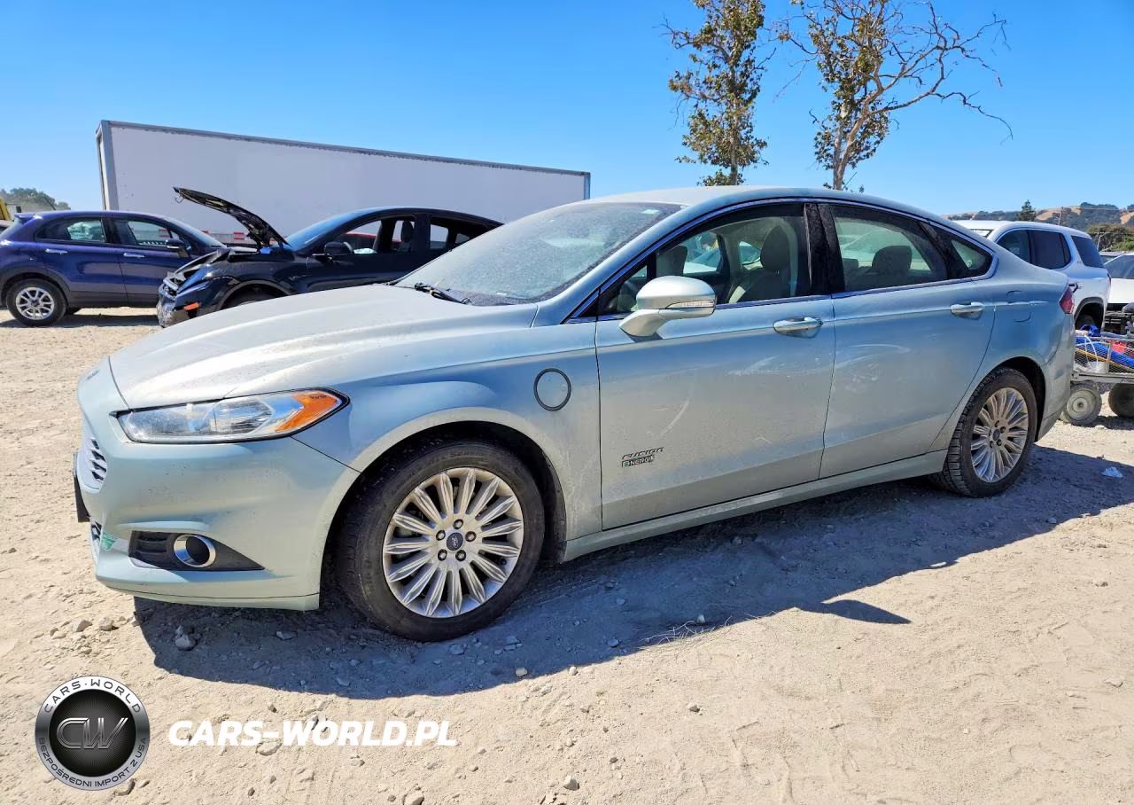 FORD FUSION ENERGI VIN:3FA6P0PU9DR365853 - 1