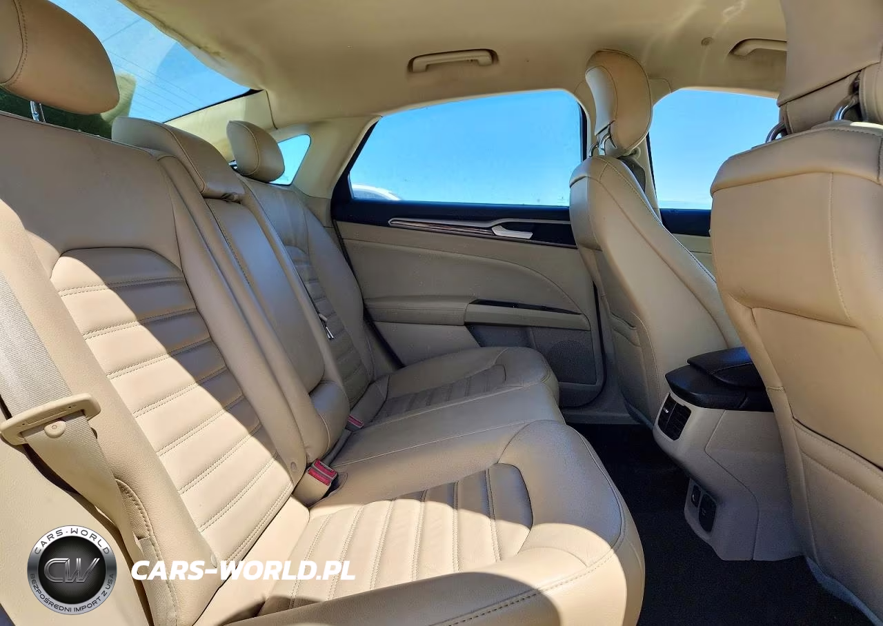 FORD FUSION ENERGI VIN:3FA6P0PU9DR365853 - 10