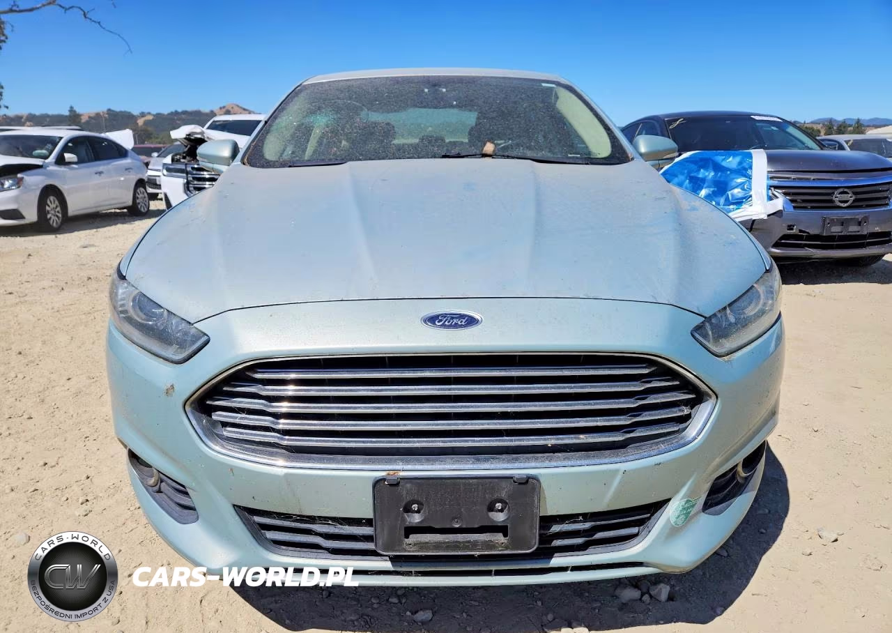 FORD FUSION ENERGI VIN:3FA6P0PU9DR365853 - 5