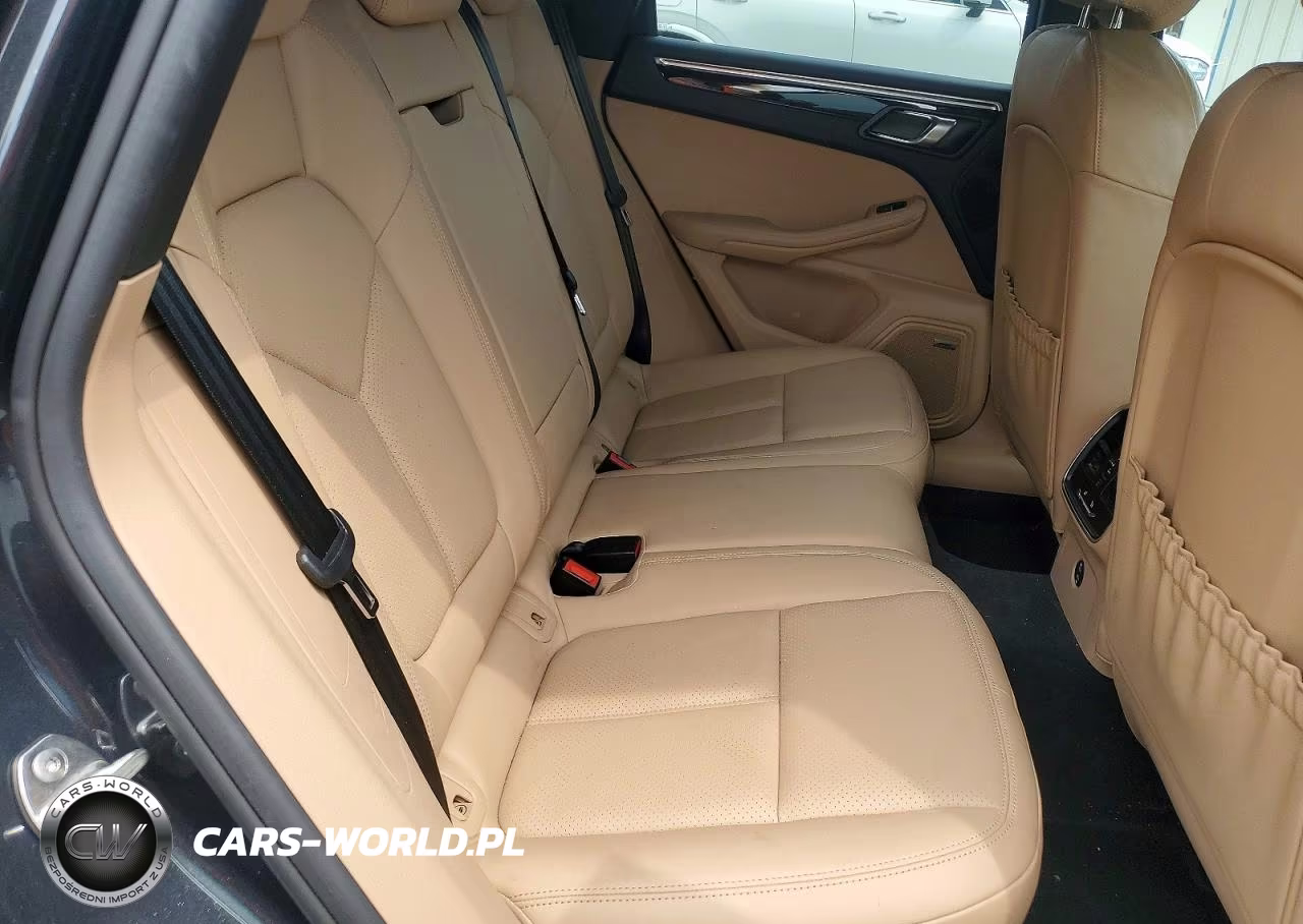 2020 Porsche Macan VIN:WP1AA2A54LLB00496 - 11
