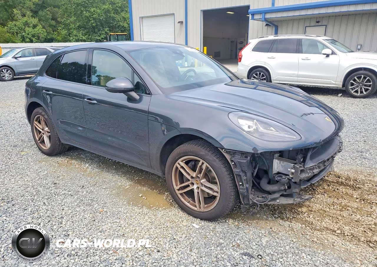 2020 Porsche Macan VIN:WP1AA2A54LLB00496 - 4