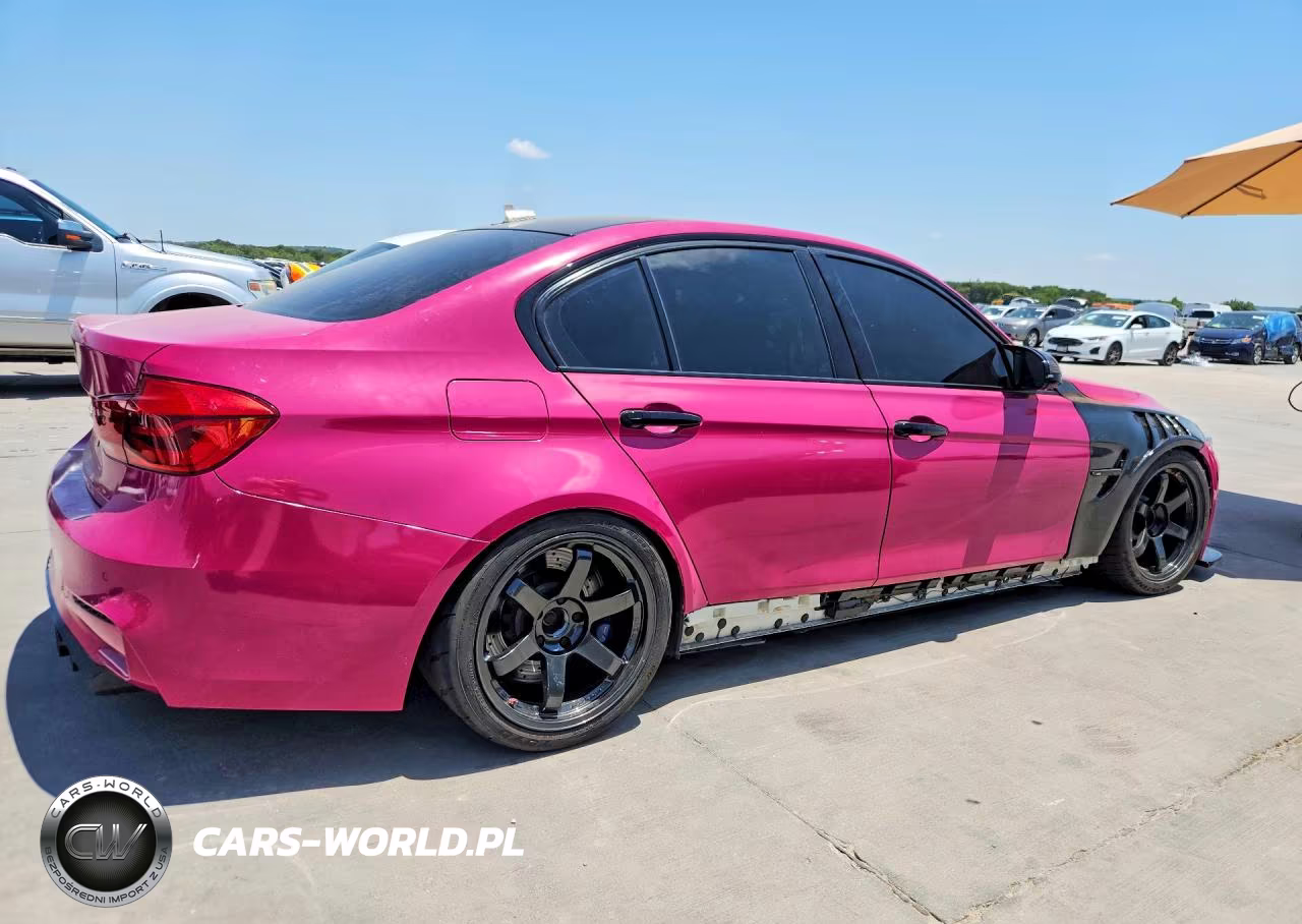 2016 BMW M3 VIN:WBS8M9C5XG5D31311 - 3