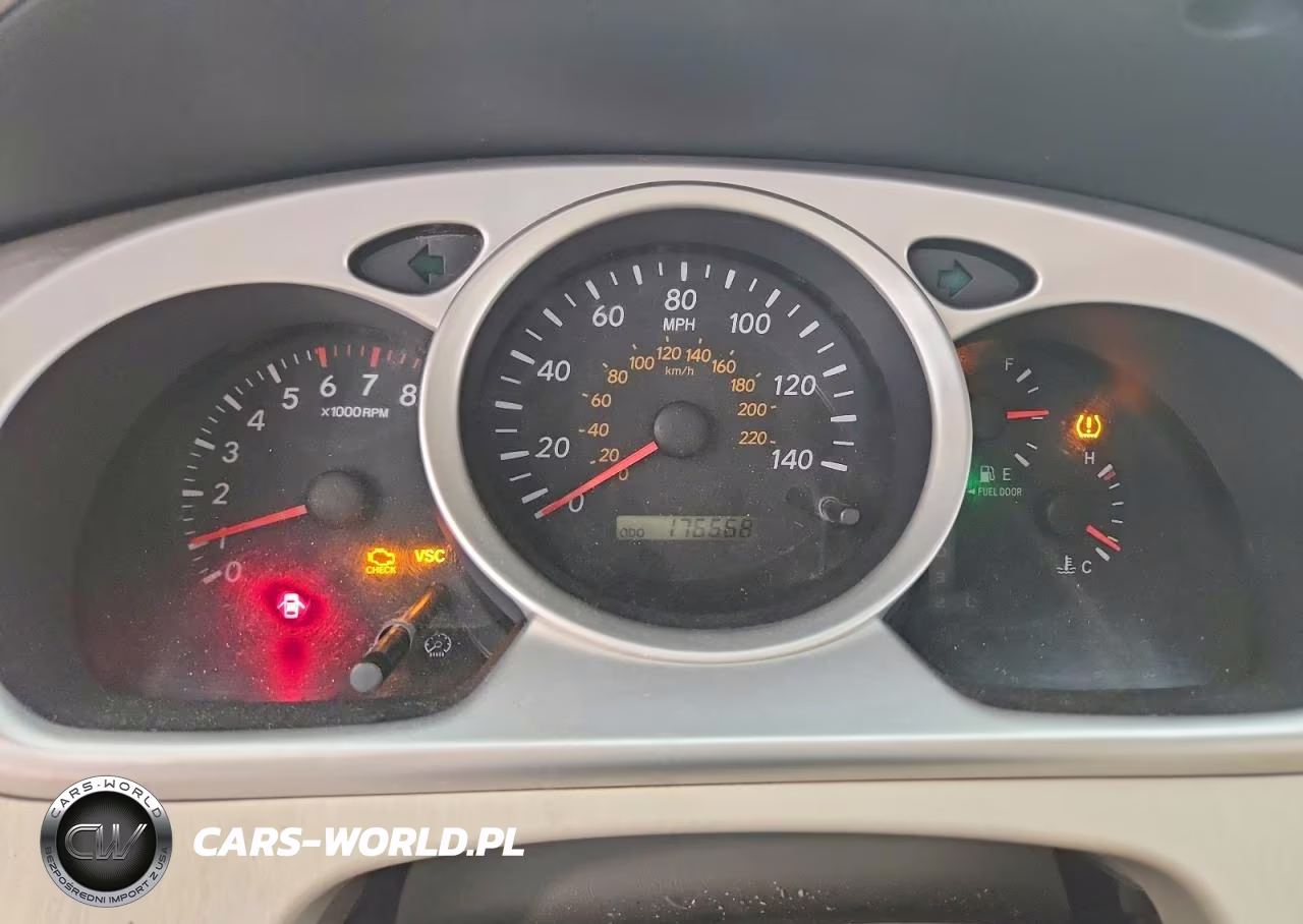 2004 Toyota Highlander Base VIN:JTEEP21A940037344 - 9