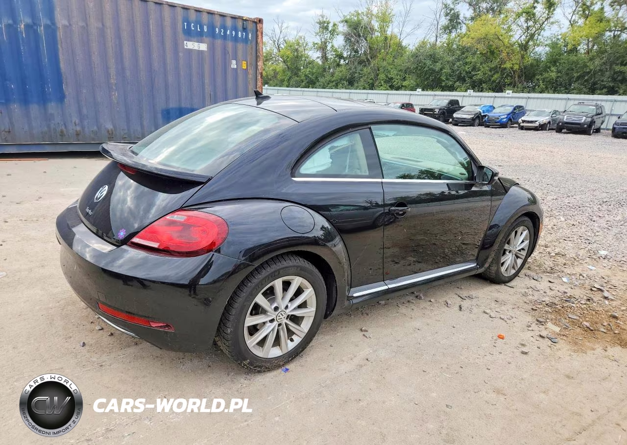 2018 Volkswagen Beetle Se VIN:3VWJD7AT2JM714766 - 3
