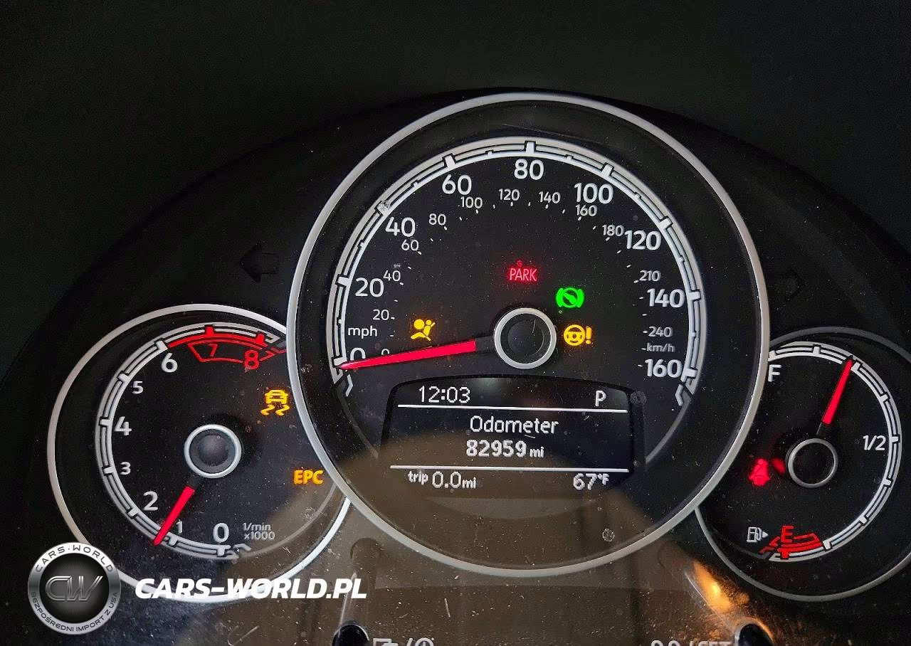 2018 Volkswagen Beetle Se VIN:3VWJD7AT2JM714766 - 9